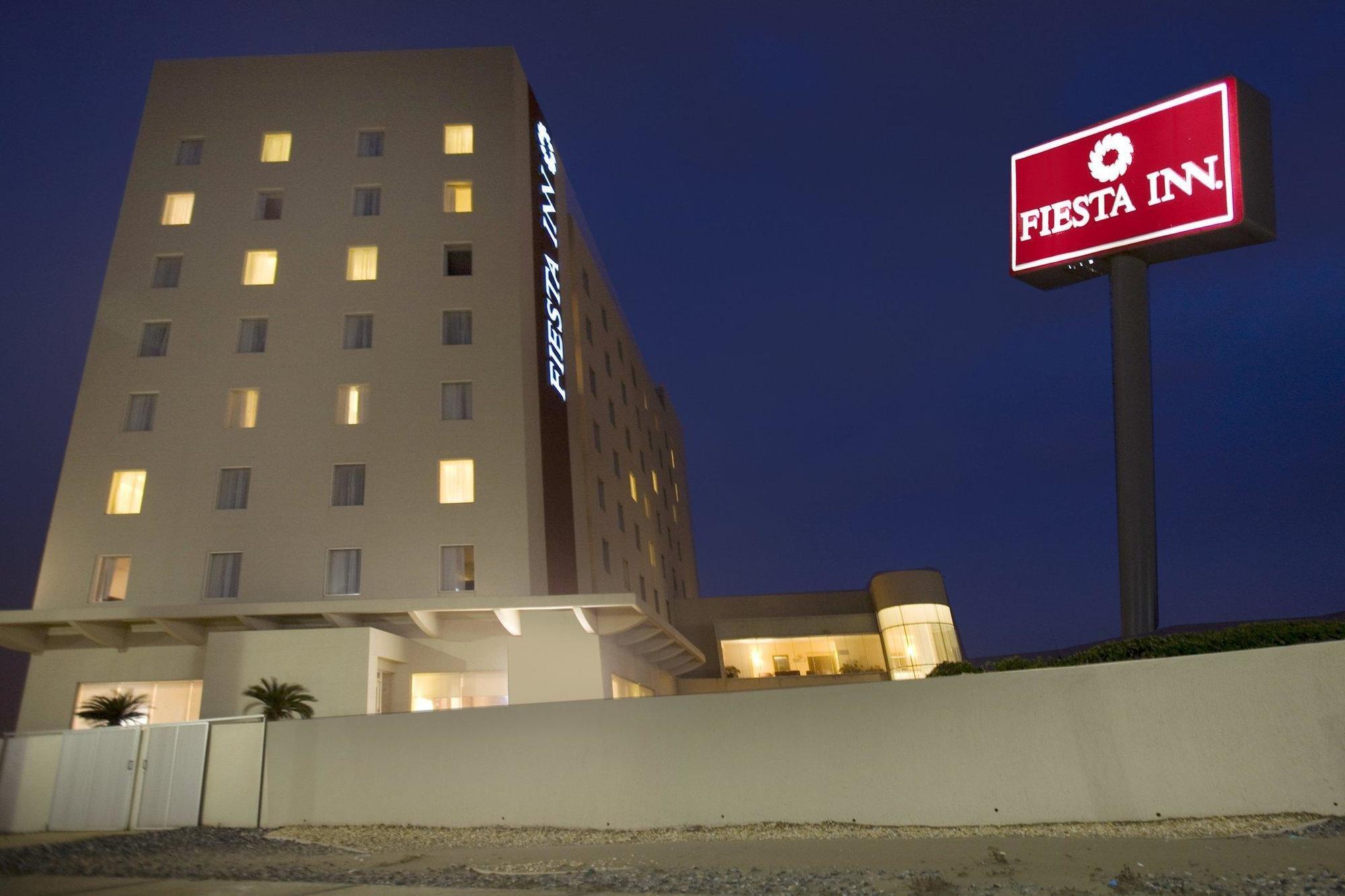Fiesta Inn Коацакоалькос Екстер'єр фото
